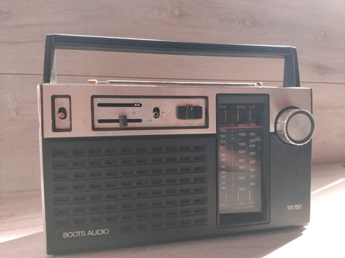 Boots audio tr750 - boots, working