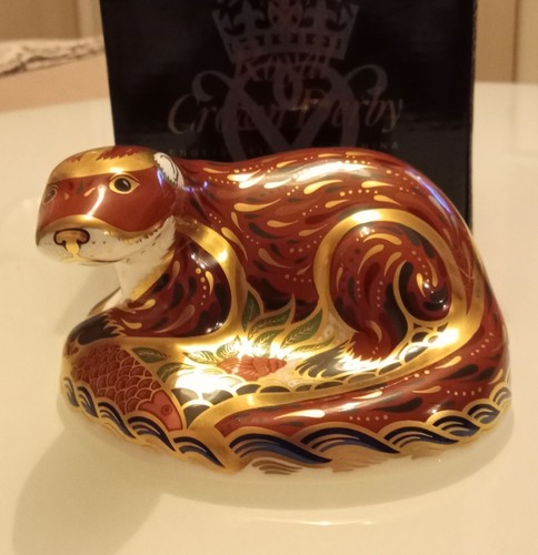 Royal crown derby otter - royal,
