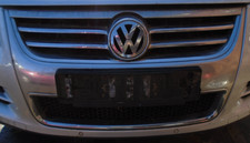 08 VW TOUAREG 2.5 TDI FRONT