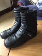 Tuzo. Size 11 Motorcycle Boots