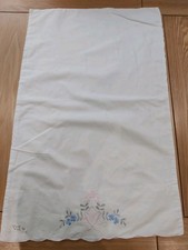 X2 Vintage white Embroidered