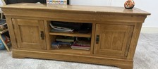 Beautiful Real Oak Tv Stand
