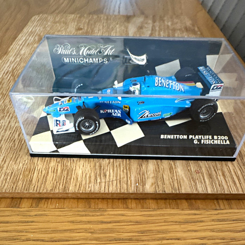 Minichamps paul model art - model,
