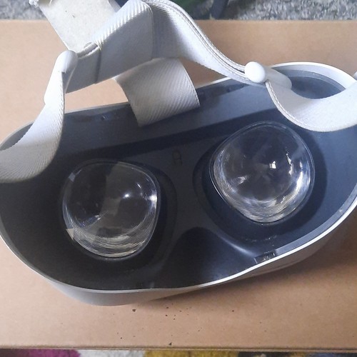 Oculus quest standalone vr - oculus,
