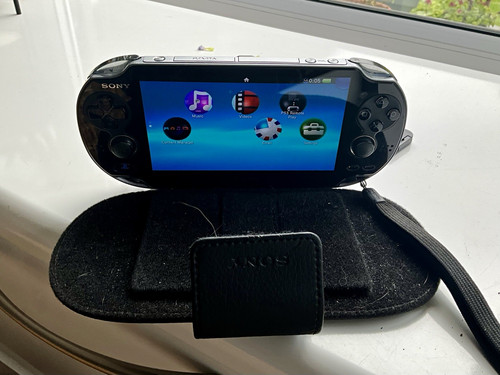 Sony vita black handheld - ps,