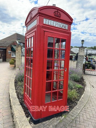 Photo telephone kiosk - telephone,