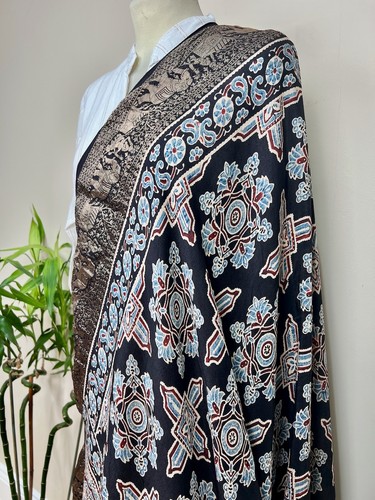 Black hand blocked - black, ajrakh