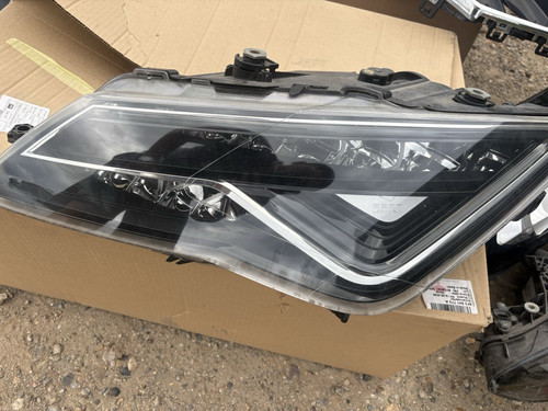 5f1941773a seat leon headlight - 5f1941773a,