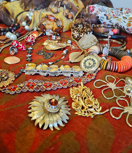 Autumn fall inspired vintage - inspired,