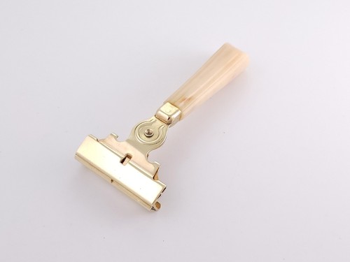 Schick type 1940s cleaned - schick,
