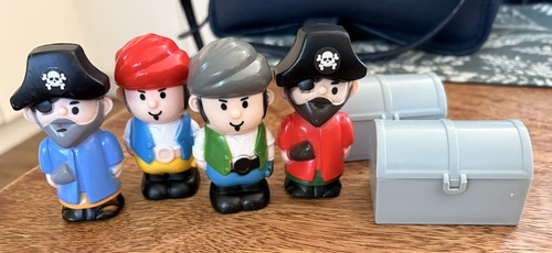 Plastic pirate figure lot plus - pirate,