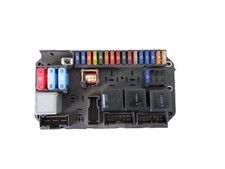 Genuine Range Rover Sport Vogue L322 4.4L V8 Fuse Box AH42-14A073-AB 10-13