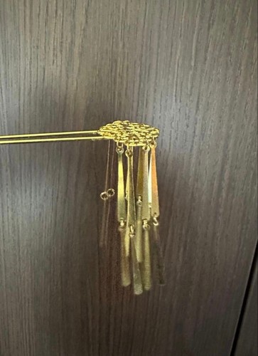Gold fringe kanzashi - gold, hair