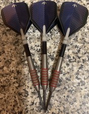 Knurled red grip 25G Tungsten darts