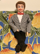 RARE Maher Studios/Clinton