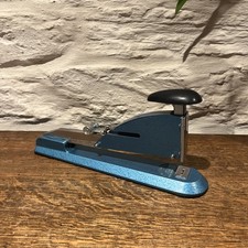 Heavy duty long reach stapeler