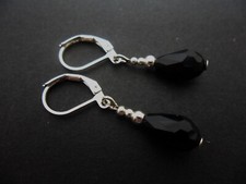 A PAIR DANGLY CRYSTAL TEARDROP LEVERBACK HOOK EARRINGS. CHOICE OF COLOURS. NEW.