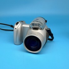 Konica Minolta DiMAGE Z10 3.2MP Digital Camera, Silver - Tested