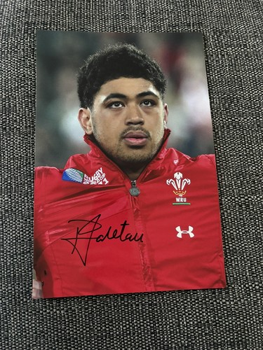 Taulupe faletau wales rugby - -,
