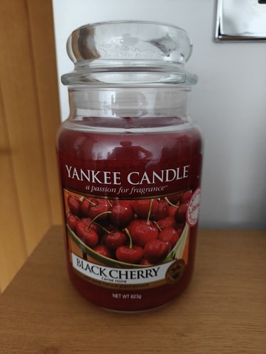 Yankee candle black cherry - candle,