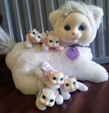 Kitty Surprise - White/Purple/Pink Plush & Vinyl Mum & 5 Kittens: 4 Girls/1 Boy