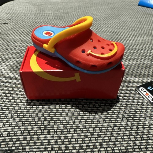 Mcdonald croc happy - croc, meal