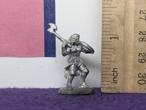 Grenadier 831 female fighter - grenadier,