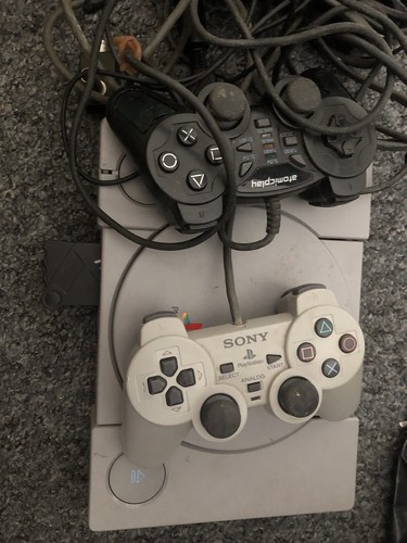 Play station - play, 1