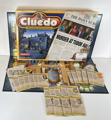 Cluedo murder tudor - cluedo,