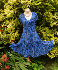 XMAS,EAST 18 CORNFLOWER