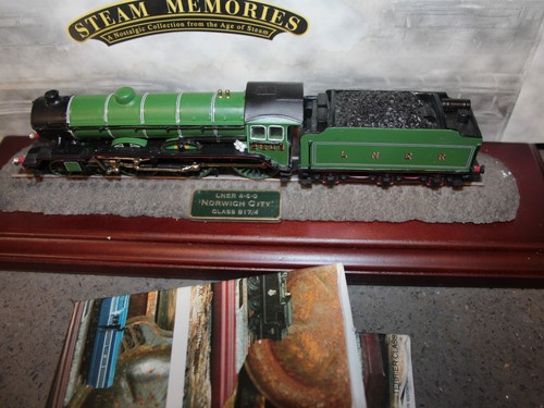 Static norwich city class - static,