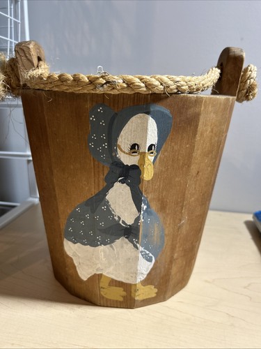 Vtg wooden bucket water - vtg,