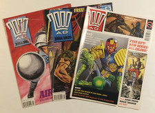 Rare Vintage 2000AD Bundle with 3 free Posters Progs #684, #697, #723 Very Good