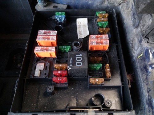 Fuse box unit 2515030 - fuse, /