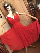 STUNNING RED MARILYN DRESS