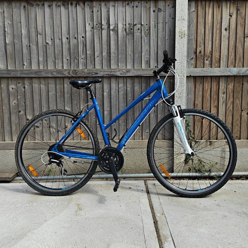 Giant liv hybrid bike - giant, l