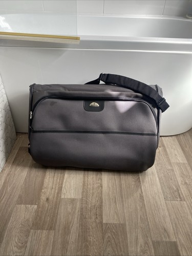 Samsonite grey luggage suit - grey,