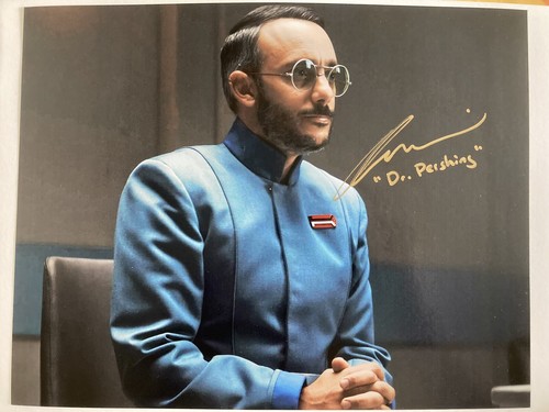 Star wars mandalorian signed - star,