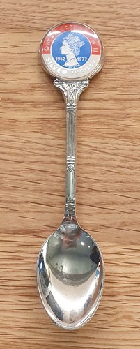 Queen elizabeth silver - queen,