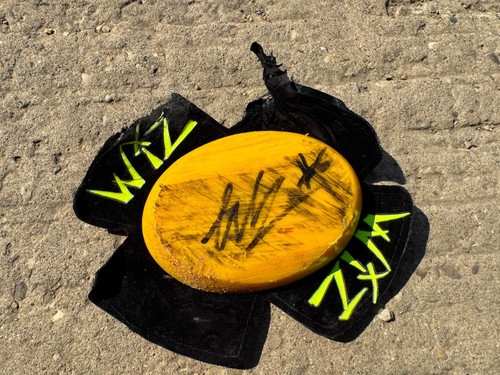 James webb signed knee slider - signed,