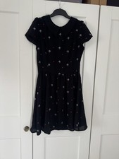  Topshop black floral Peter