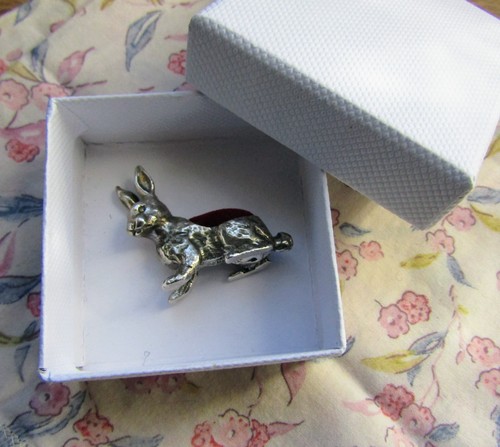 Pin cushion rabbit - pin,