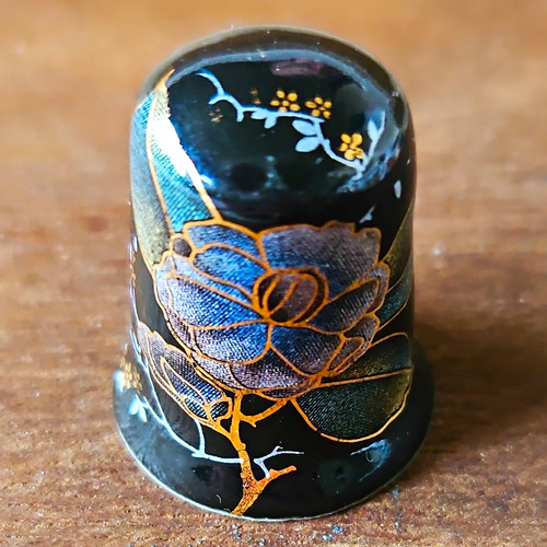 Fine bone china - bone, china/porcelain