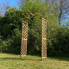 Wooden Garden Arch Pergola Feature Archway Natural with Curved Top (Tan) Trellis