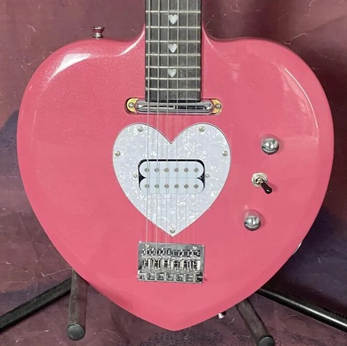 Top pink heart - heart-shaped, electric