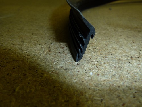Glazing rubber strip 1m - glazing,