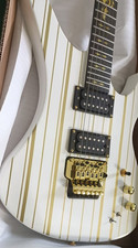 Synyster Gates White Electric Guitar Floyd Rose Maple Neck Gold Hardware