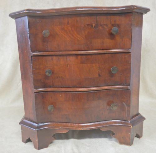 Antique ethan allen - ethan, in