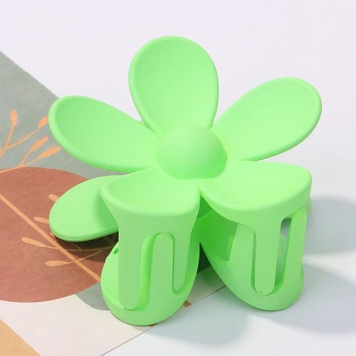 Flower hair claw - hair,