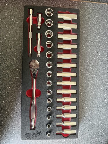 Milwaukee 4932479825 32pc - , 3/8"